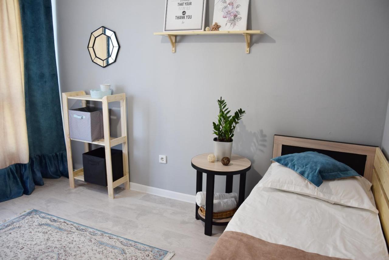 HALAL-Apartamenty рядом ТРЦ MegaAlma-Ata Bagian luar foto